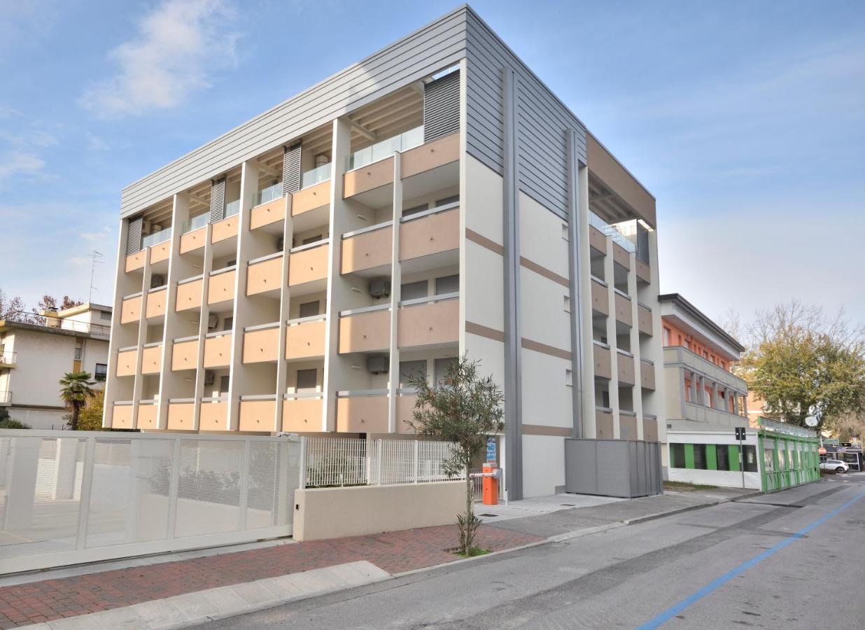 Condominio Nautilus Bibione Eksteriør billede